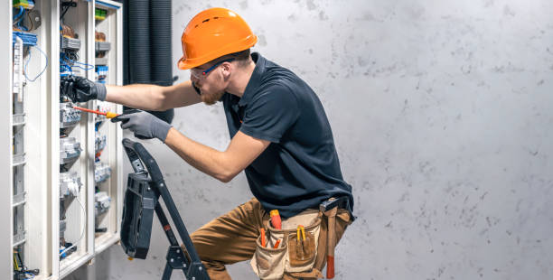 Best Circuit Breaker Repair  in North Haverhill, NH